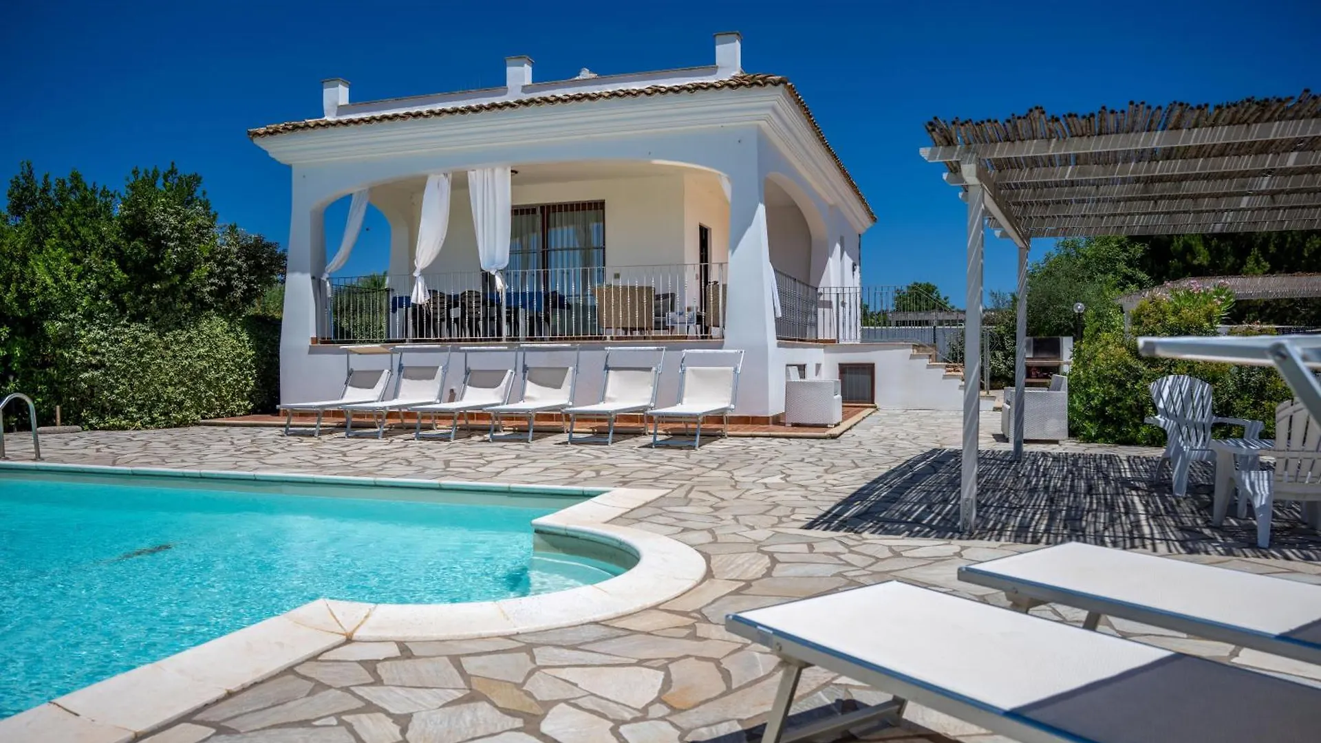 VILLA RAFAEL CON Piscina, IUN P4098 Alghero